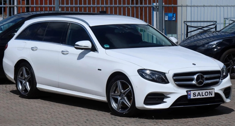 Mercedes-Benz Klasa E cena 159285 przebieg: 130000, rok produkcji 2019 z Trzebnica małe 781